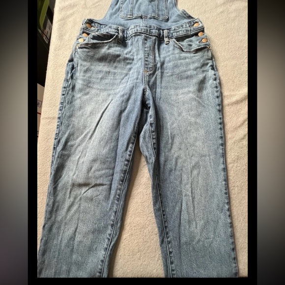 Universal Threads Denim Overalls Womens 10 (30R) Medium Wash Classic Raw Hemline - Picture 2 of 8